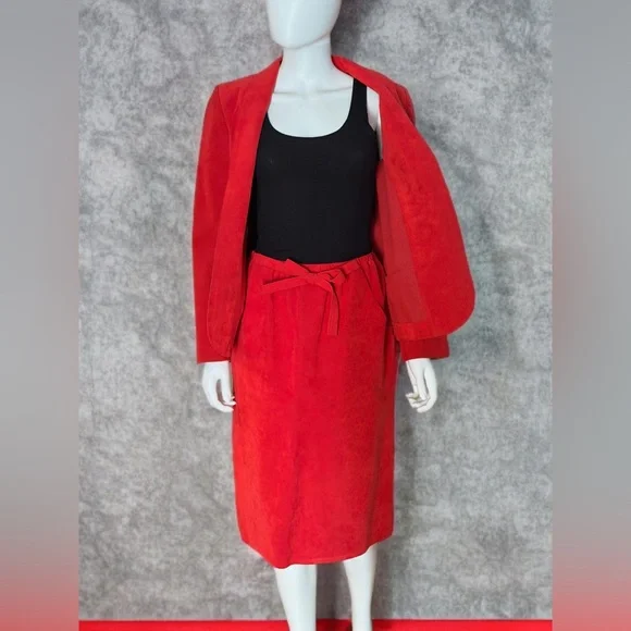 Mollie Parnis Red Ultra Suede Skirt Suit - Picture 7 of 12